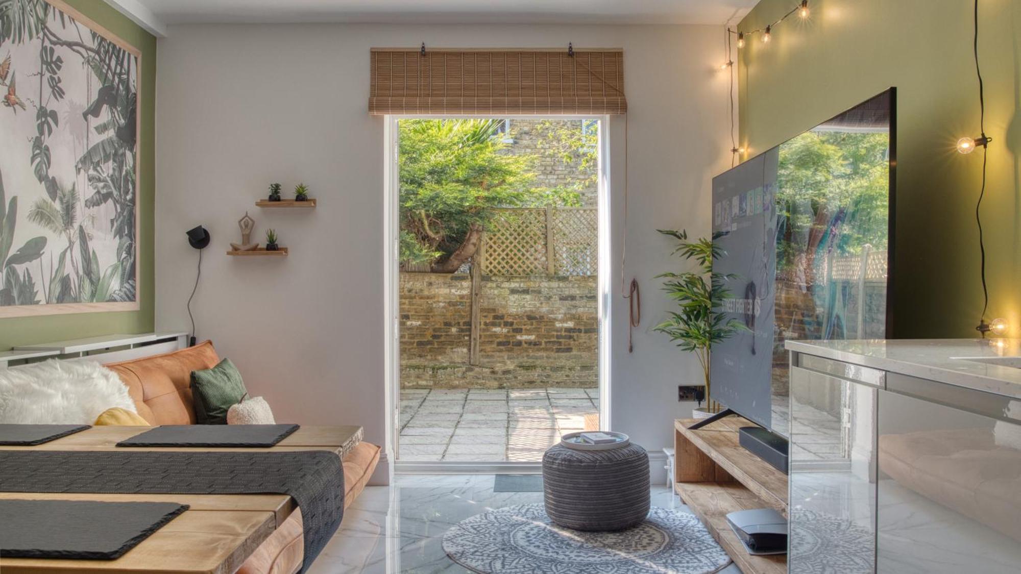 London Hammersmith - Hot Tub, Cinema & Gaming Room Bagian luar foto